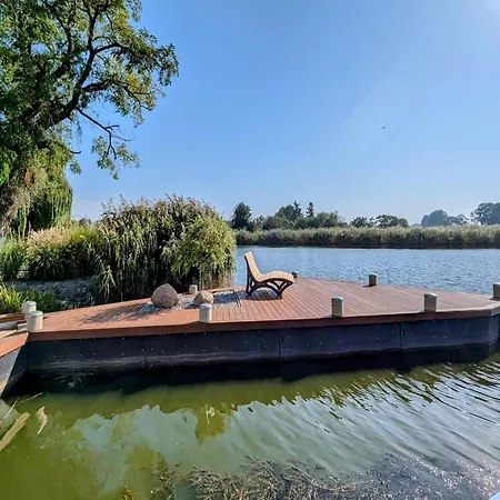 Waterfront Bliss For 2 Guests *