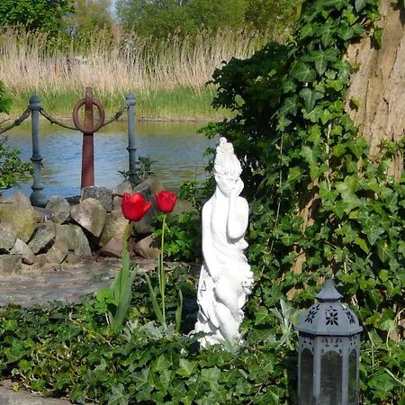 Cheerful In Wilhelmshof Usedom Near Baltic Sea Stolpe auf Usedom