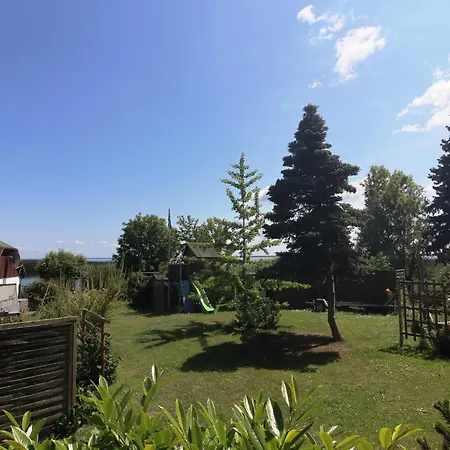 Waterfront Bliss For 2 Guests