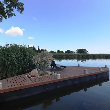 Waterfront Bliss For 2 Guests Apartment *